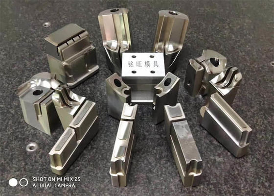 SOLIDWORK Design 金型インサート 自動車部品 金型コンポーネント