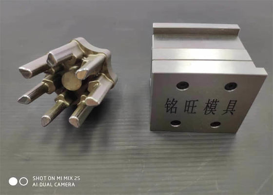 NAK80 S136 成形インサート 5 Asix 加工金型部品